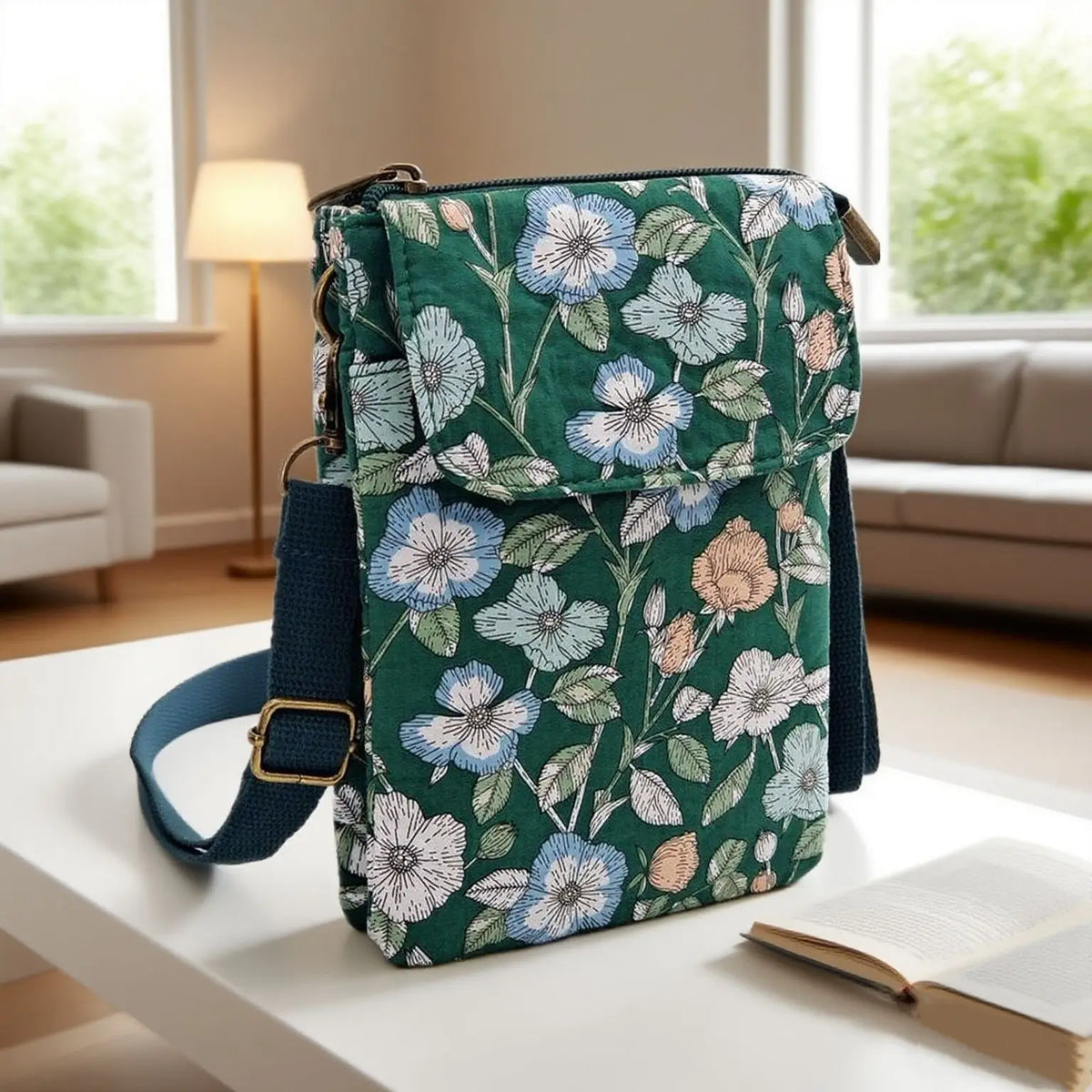 New large-capacity crossbody bag with key pocket, five-layer phone bag - a fashionable must-have for daily commutes