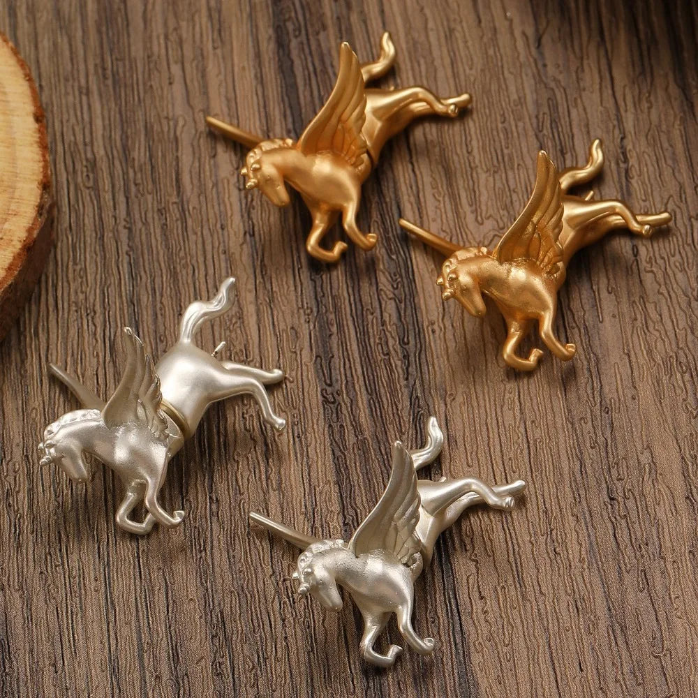 Creative Playful Gold Color Matte Stainless Steel Stereo Animal Art Horse Stud Earrings for Women Fashion Designer Jewelry Gifts