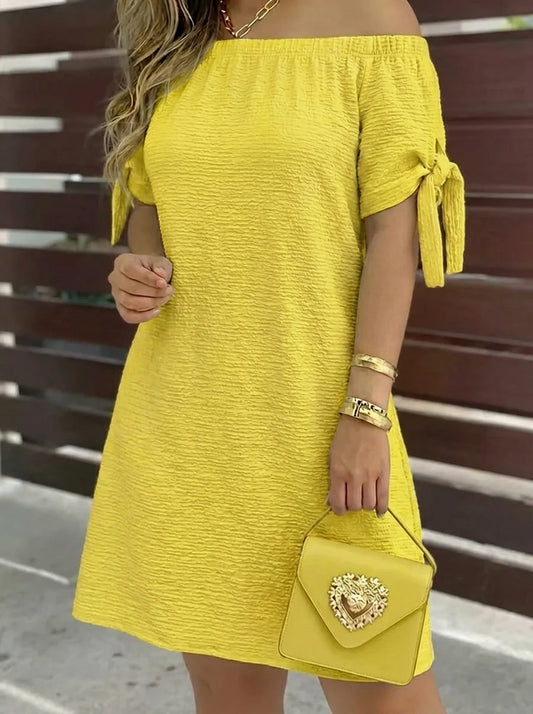 Plus-size summer Bohemian resort dress, one-shoulder light formal dress for parties, spring and summer new pure color textured o
