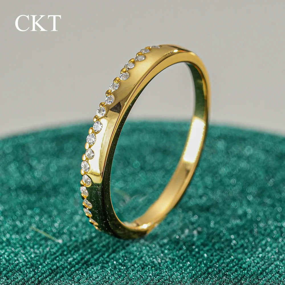 CKT Hot Sell 18k Gold Rings with Curved Surfaces in the Diamond Rings of MoIssanite Women's Ring Accessories Wedding Jewelry
