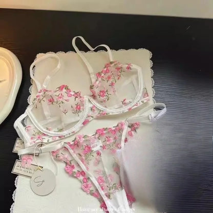 European Women Alluring Sheer Lace Embroidery Underwire Bra, Big Bust Support Minimize Anti‑Sagging Soft Lingerie S‑XL  Bra Set