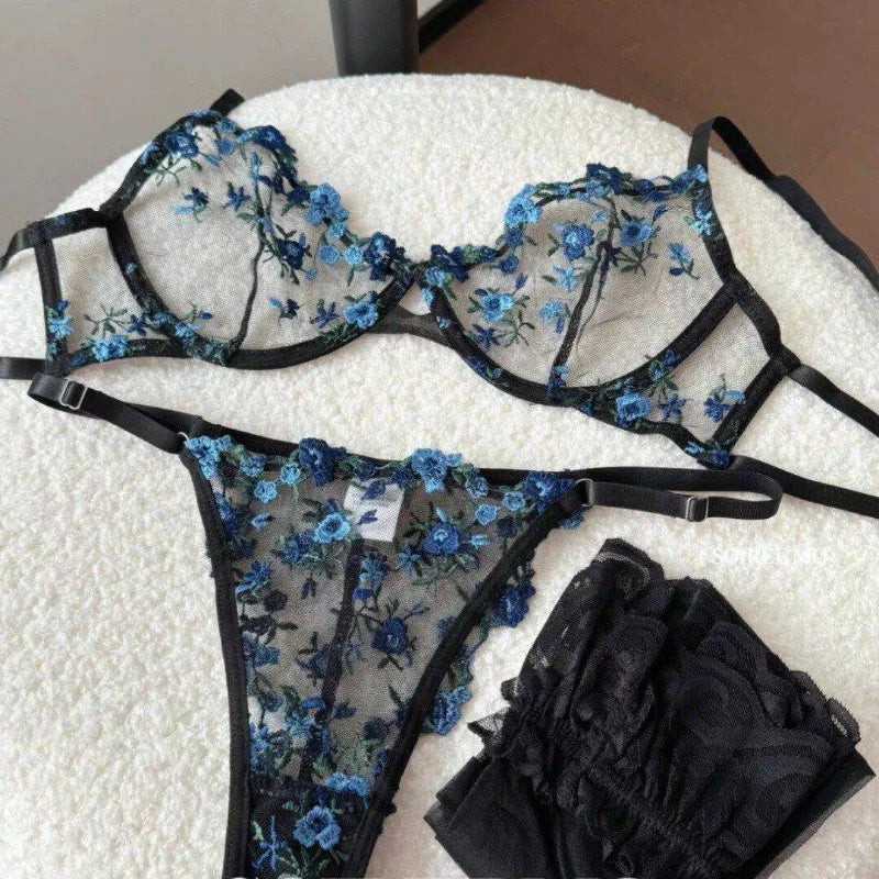 European Women Alluring Sheer Lace Embroidery Underwire Bra, Big Bust Support Minimize Anti‑Sagging Soft Lingerie S‑XL  Bra Set