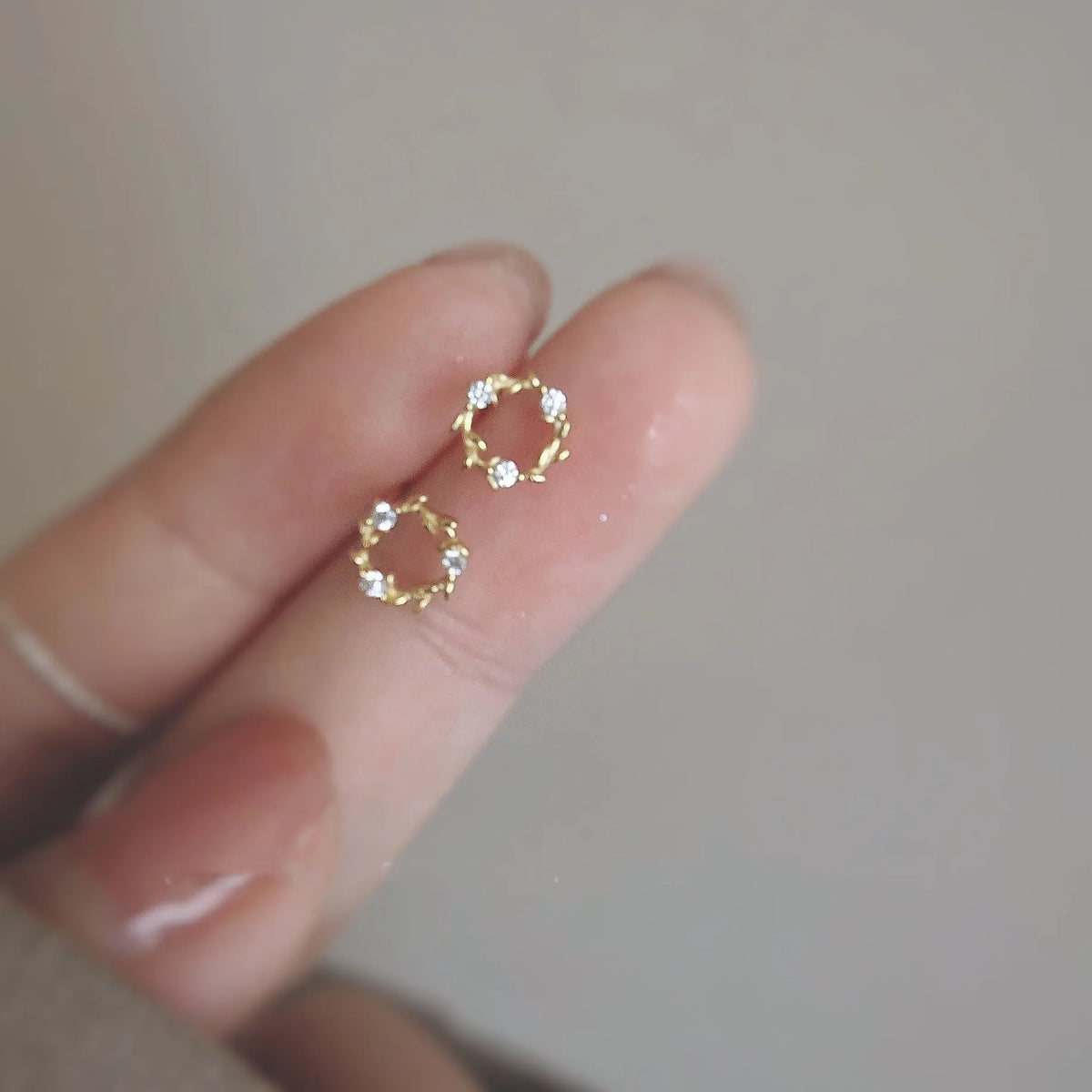 Cute Star Beads Tassel Stud Earrings Women Gold Plated Small Fresh Jewelry Zircon Earrings