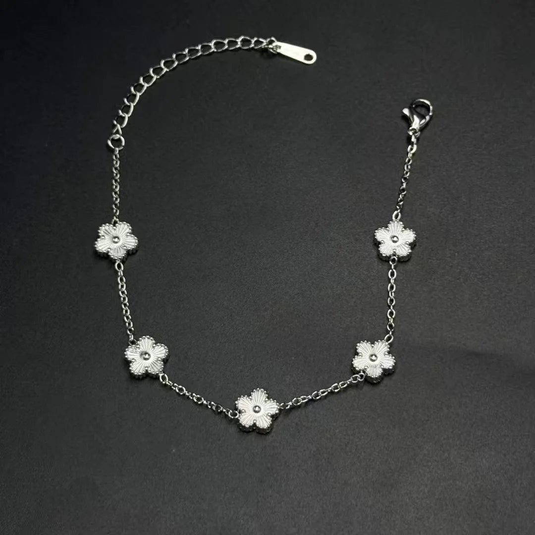 S15 Stainless Steel Five Leaf Flower Luxury Bracelet for Women Gold Color Charm Bracelets Jewellery Clover Fashion Jewelry Gifts