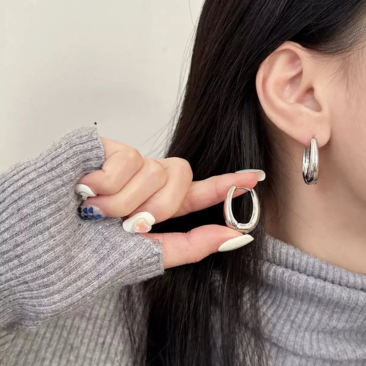 Gold SIlver Color Knot Hoop Earring For Women Shiny Plating Trendy Earring Stud Cute Daily Wear Jewelry
