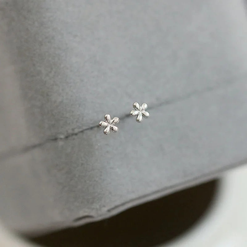Cute Star Beads Tassel Stud Earrings Women Gold Plated Small Fresh Jewelry Zircon Earrings