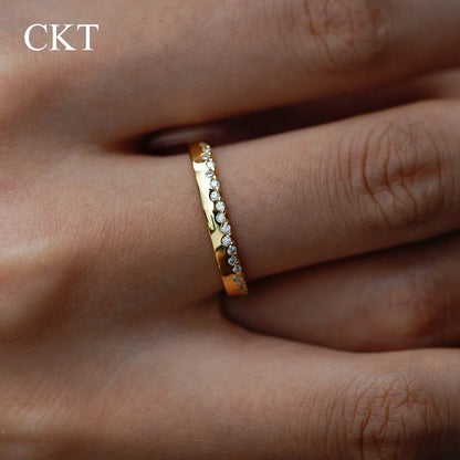 CKT Hot Sell 18k Gold Rings with Curved Surfaces in the Diamond Rings of MoIssanite Women's Ring Accessories Wedding Jewelry