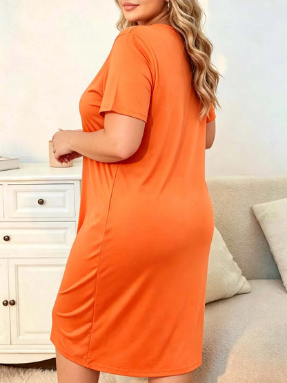 Plus-size women's short-sleeved casual dress, home pajama set for daily wear and outdoor outings, versatile for all occasions