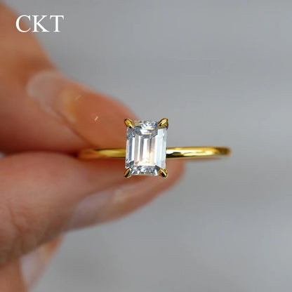 CKT Real 18k Gold Ring for Women Four-claw Emerald Rectangular 1ct Diamond Moissanite with GRA Cartificate Fine Jewelry