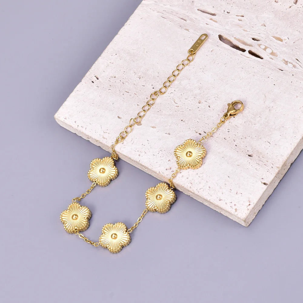 S15 Stainless Steel Five Leaf Flower Luxury Bracelet for Women Gold Color Charm Bracelets Jewellery Clover Fashion Jewelry Gifts