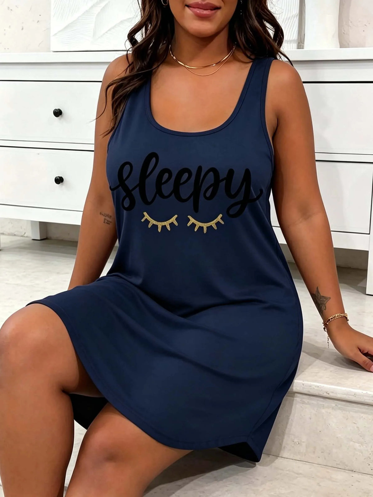Plus-Size Women's Casual Sleepwear, Letter-Print Round Neck Curved Hem Straight Sleep Dress, Plus-Size Summer Cool Home Clothing