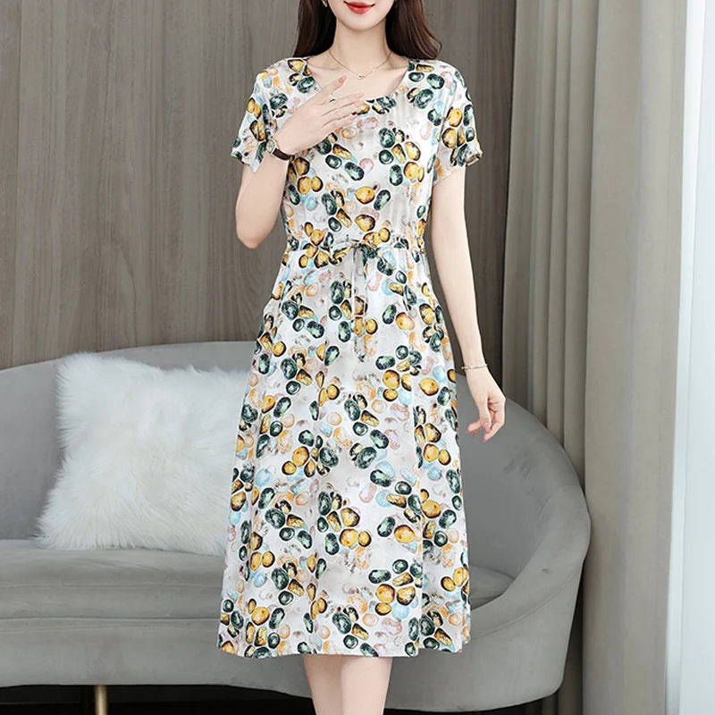 New Elegant Floral Dress  Bohemian plus Size Women Summer Short Sleeve Clothing with Large Hem for Casual Occasions