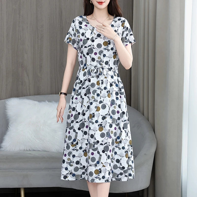 New Elegant Floral Dress  Bohemian plus Size Women Summer Short Sleeve Clothing with Large Hem for Casual Occasions