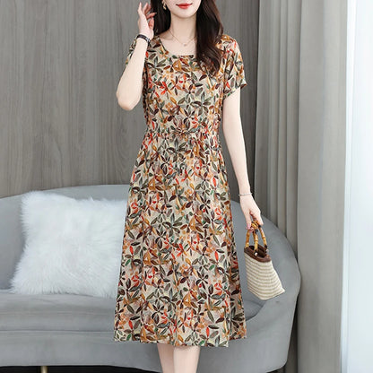 New Elegant Floral Dress  Bohemian plus Size Women Summer Short Sleeve Clothing with Large Hem for Casual Occasions