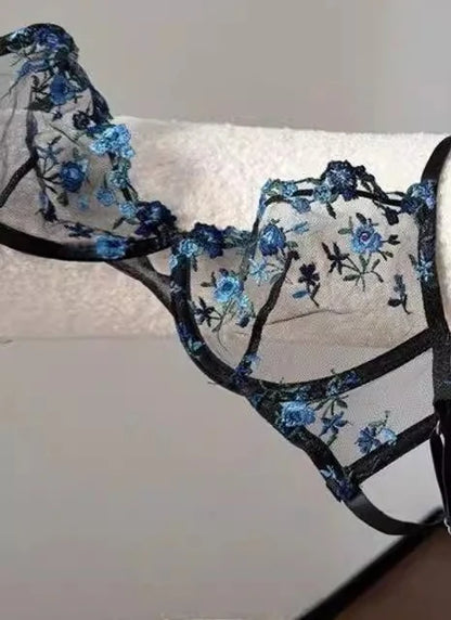European Women Alluring Sheer Lace Embroidery Underwire Bra, Big Bust Support Minimize Anti‑Sagging Soft Lingerie S‑XL  Bra Set