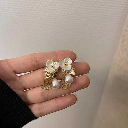 2026 New Women Earrings Alloy Gold Plated Orange Flower Drop Earrings Fashion Cute Sweet Jewelry For Daily Casual Party