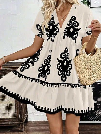Plus-size women's fashion short-sleeved V-neck dress