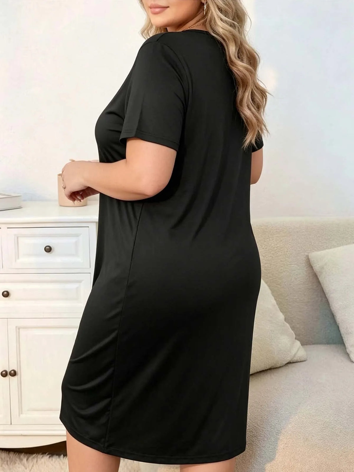 Plus-size women's short-sleeved casual dress, home pajama set for daily wear and outdoor outings, versatile for all occasions