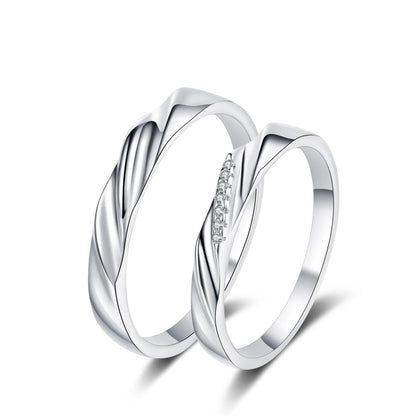 Engraved Platinum Pt950 Ring for Men & Women with 0.028ct Moissanite Halo 18k White Gold Wedding Fine Jewelry