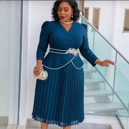 Plus-size Women's Navy Blue V-neck Dress Long Sleeves Fitted Waist Slimming Ruffled Pleated Skirt