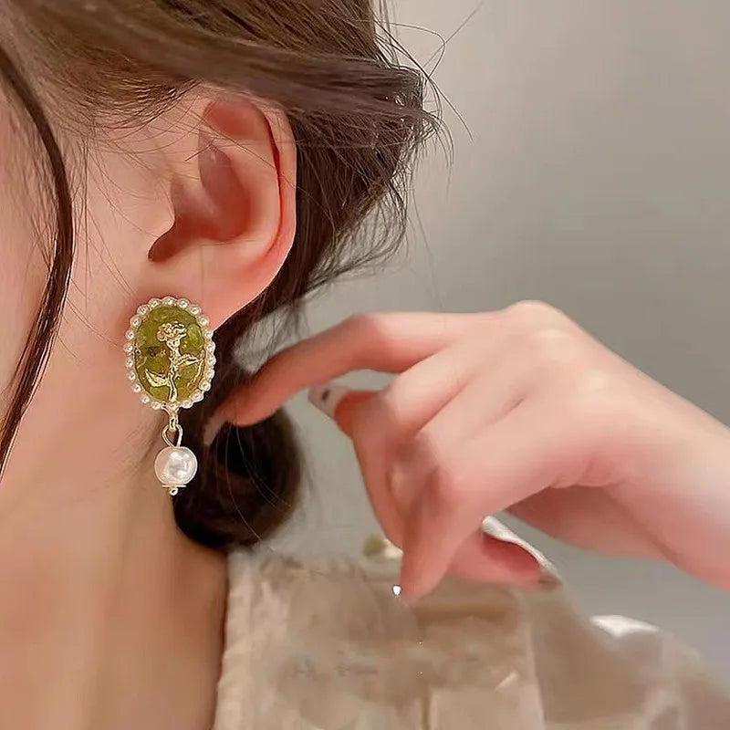 2026 New Women Earrings Alloy Gold Plated Orange Flower Drop Earrings Fashion Cute Sweet Jewelry For Daily Casual Party